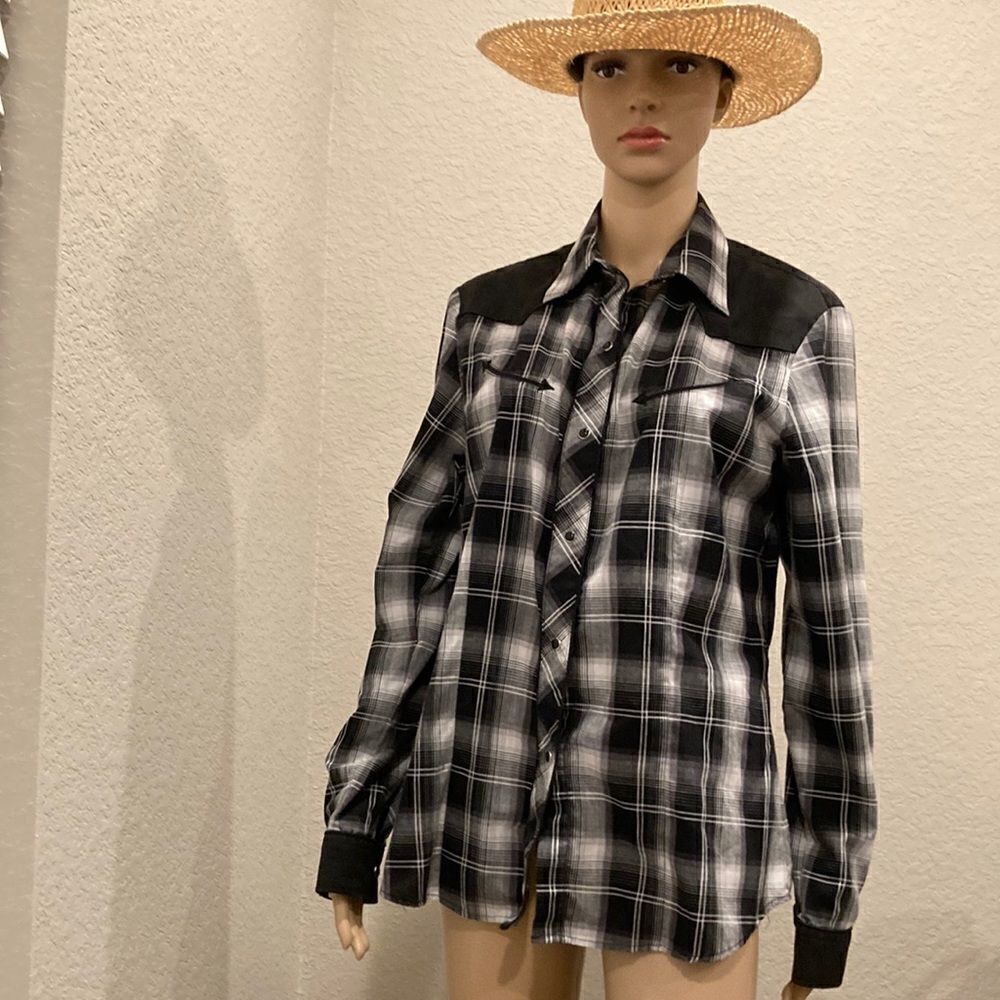 Roper plaid cowgirl button down shirt